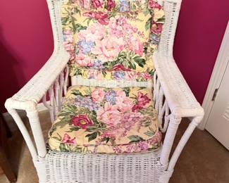 VTG White Wicker Rocker