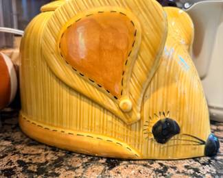mouse cookie jar doranne of California