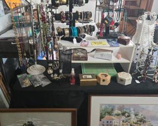 Jewlery  Pictures