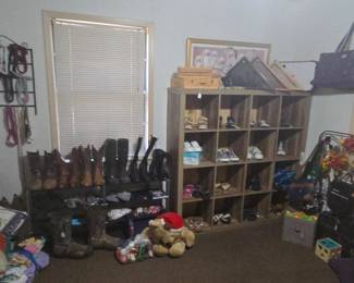 Shoes Boots Flag holders