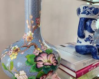 Vintage Cloisonne vases, gold and glass pagoda shelving