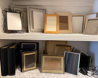 Photo frames 