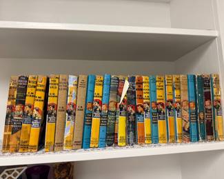 Classic Hardy Boys Book Collection