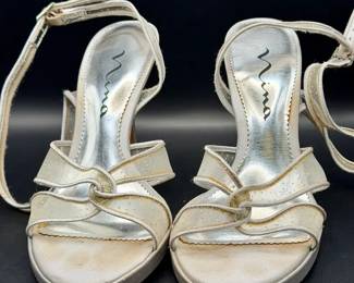 Nina metallic silver and champagne strappy open-toe high heels Size 7