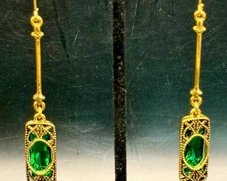 3” Vintage Style Gold Tone & Green Drop Earrings