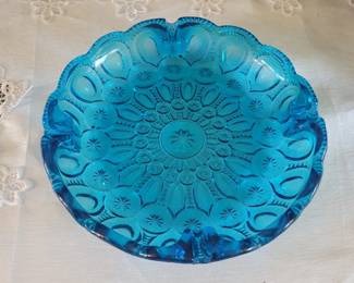 L E Smith aqua blue moon ashtray