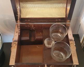 King's ransom "Round the World" treasure chest