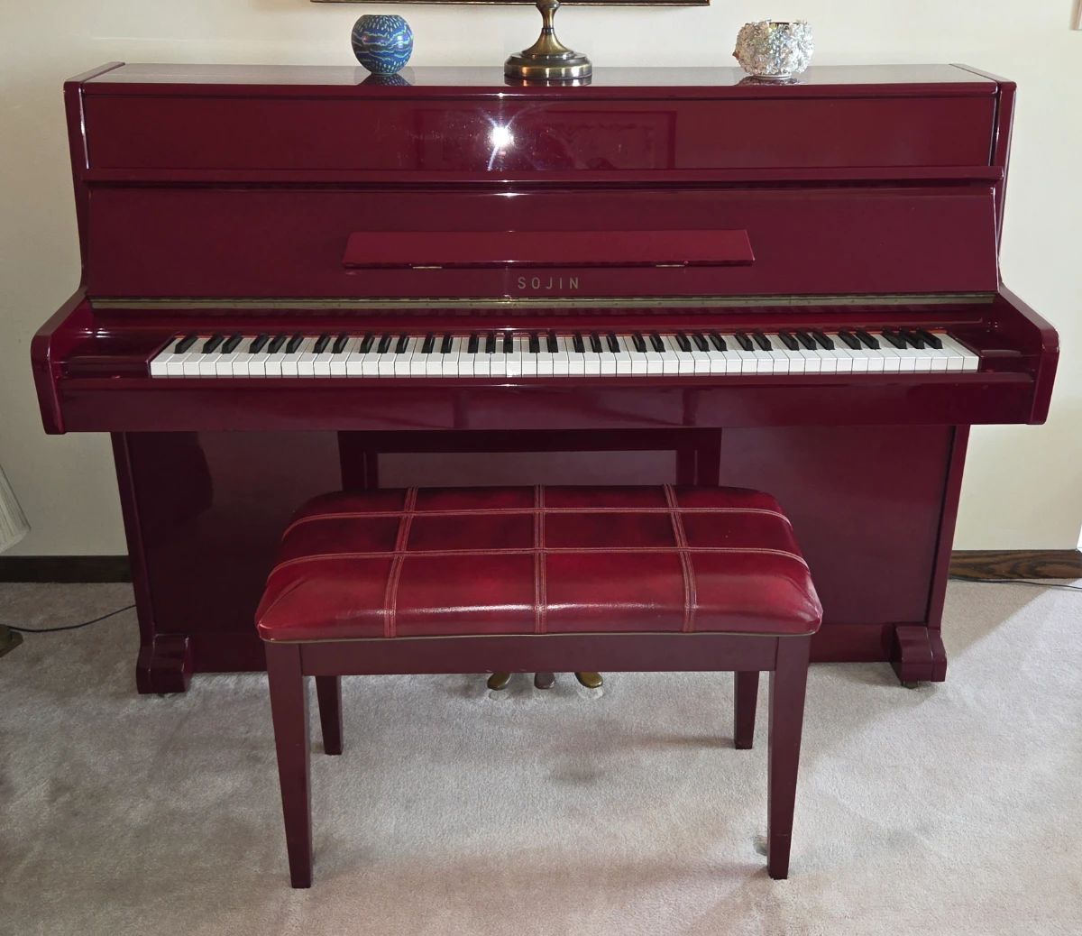 Sijon Ebony piano