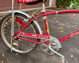 Vintage red Schwinn Sting Ray, Fastback bike - in very good condition