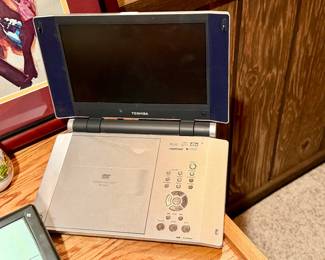 Toshiba portable DVD player 