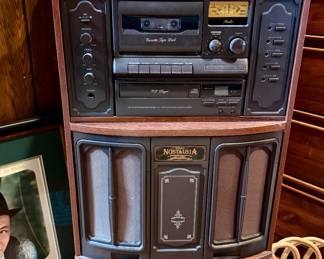 TEAC Nostalgia radio, CD and tape player