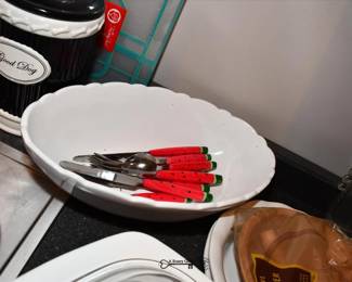 647Second Kitchen