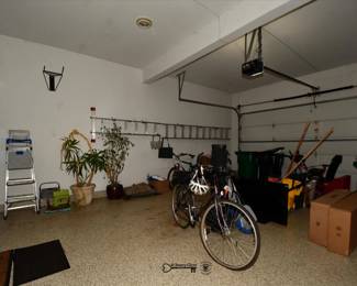 732Garage