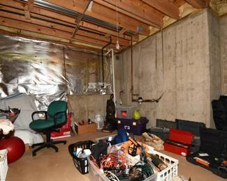 690Storage Room