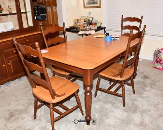 073Dining Room