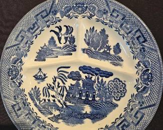 Blue Willow divide plate