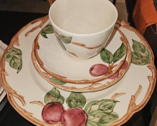 Franciscan Apple dinnerware