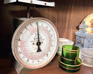 Monarch Rose Antiques, 11344 36th St. SE, Lowell