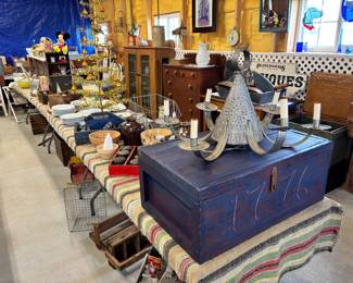 Big Blue Barn/Dovetail Antiques, 13280 52nd St., Lowell