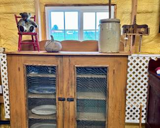 Big Blue Barn/Dovetail Antiques, 13280 52nd St., Lowell