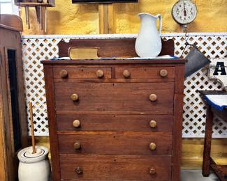 Big Blue Barn/Dovetail Antiques, 13280 52nd St., Lowell