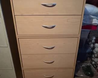 Composite wood chest of drawers