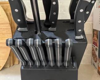 Master Maison knife block