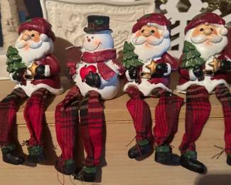 Christmas shelf sitters