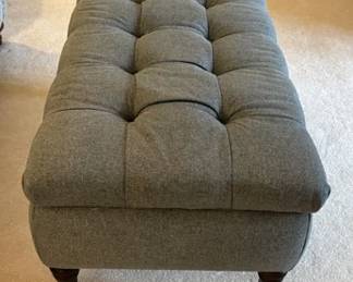 Tufted storage ottoman