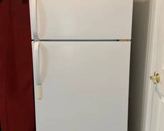 Frigidaire refrigerator