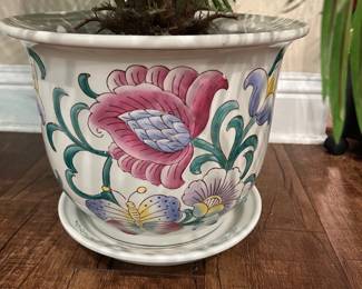 Decorative planter