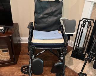 Wheelchair, reclining back, removable head rest, excellent condition