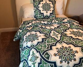 Pottery Barn Queen Bed and bedding