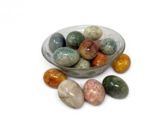 31 AssortedPolishedStoneEggswPressedGlassBowl