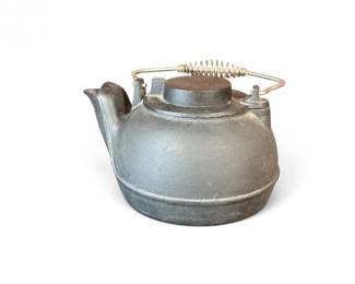 263 VintageCastIronTeaWaterKettlewCoilHandle