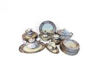 231 VintageBavaria50FloralChinaDinnerTeaService37Pieces