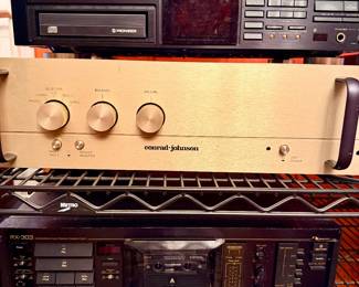 Conrad Johnson PV-9a pre amp