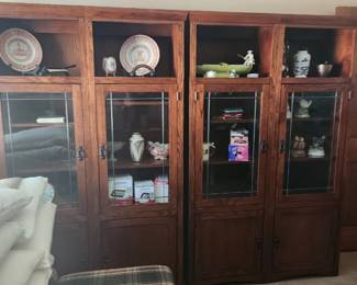 2 display/storage cabinets