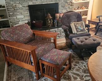 mission/arts & craft/Stickley style furniture, glider with footstool