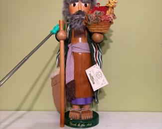 O53 - $140. SIGNED - Steinbach Bible Series Noah & Ark Limited Ed. German Nutcracker - S893. Missing Dove and Keffiyeh. Measures 16.5" Tall.
