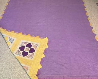 O60 - $75. Vintage Handmade Heart Box Quilt with Prairie Edge. Quilt Measures 67” W x 84” L.