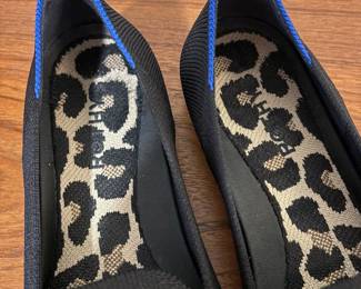 O142 - $30. Rothy’s Almond Toe Flats. Black. Size 9.5.