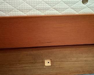 O39 - $250. Queen Platform Bed Frame - Made in Canada. Teak Veneer. Has 2 drawers underneath. This includes Platform Bed Frame, Headboard & Floating Shelf. Measures 64” W x 82.5“ L x 31” Tall.