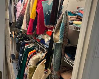 Overview of Women's Clothes. Sizes 10 - 14, Large and X - Large. Brands Include Boden, Athleta, Madewell, Title Nine, J Crew, Pilcro, Talbot, and J Jill.