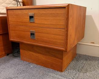 O40 - $150. Pair of Side Tables with Teak Veneer. Each Measures 19” W x 16” D x 17” Tall. Both have water rings / signs of use on the top. Sturdy and drawers all work.