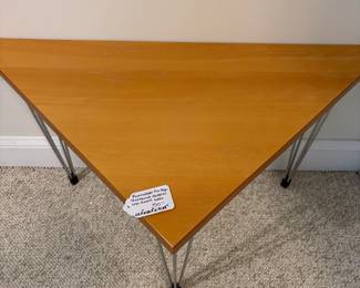 O140 - $150. Postmodern Pin Age Triangle Table. Measures 23.5" W x 23.5" D x 17.25" Tall.