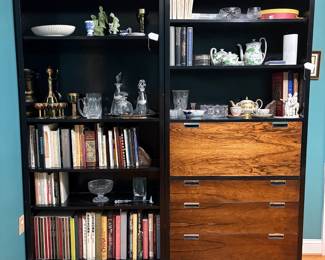 O34 - $225 PAIR. Bookshelf Measures 38.5” W x 15.25” D x 84” Tall. Bookshelf with Dry Bar Measures 38.25” W x 15.25” D x 84” Tall. Pieces are in Good/ Fair condition. Shows general wear but still sturdy.