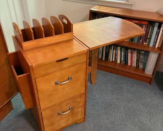 O44 - $20 Office Organizer. Measures 20” W x 17” D x 34” Tall. Fully extended 41” W.