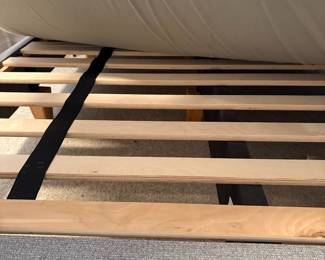 O25 - $125. Queen Platform Bed with Leesa Mattress (included free if you buy the platform). Measures 60" x 79.5" x 14.25" tall.