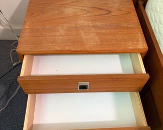 O40 - $150. Pair of Side Tables with Teak Veneer. Each Measures 19” W x 16” D x 17” Tall. Both have water rings / signs of use on the top. Sturdy and drawers all work.